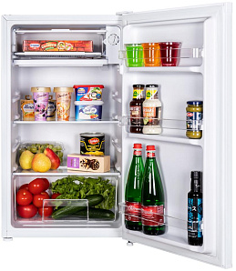 Недорогой маленький холодильник Maunfeld MFF83W
