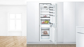 Двухкамерный холодильник с зоной свежести Bosch KIN86HDF0 фото 2 фото 2