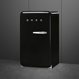 Чёрный маленький холодильник Smeg FAB10LBL5 фото 2 фото 2