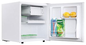 Малогабаритный холодильник с морозильной камерой TESLER RC-55 White