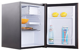 Узкий двухкамерный холодильник шириной 45 см TESLER RC-73 Wood
