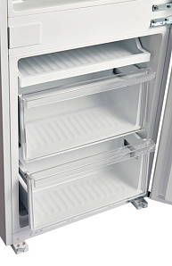 Двухкамерный холодильник глубиной 55 см Hyundai CC4023F фото 3 фото 3