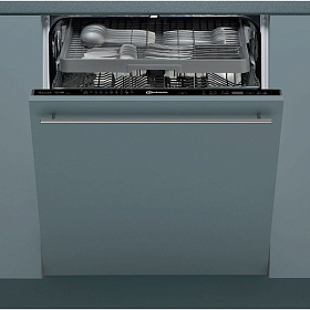 Посудомоечная машина на 13 комплектов Bauknecht GSXP X264A3