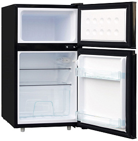 Чёрный узкий холодильник TESLER RCT-100 black