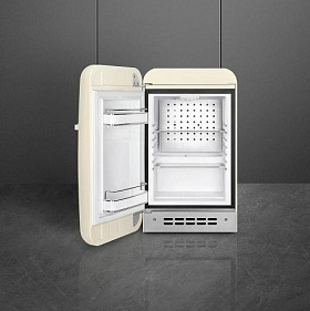 Узкий холодильник без морозильной камеры Smeg FAB5LCR5 фото 2 фото 2