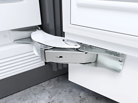 Встраиваемый двухкамерный холодильник Miele KF 2982 Vi фото 4 фото 4