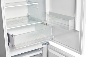 Узкий холодильник шириной 55 см с No Frost Hyundai CC4023F фото 4 фото 4