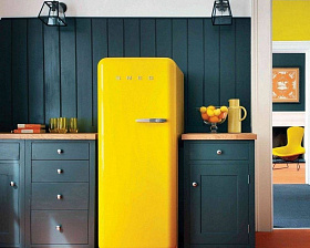 Цветной холодильник в стиле ретро Smeg FAB28LYW5 фото 3 фото 3